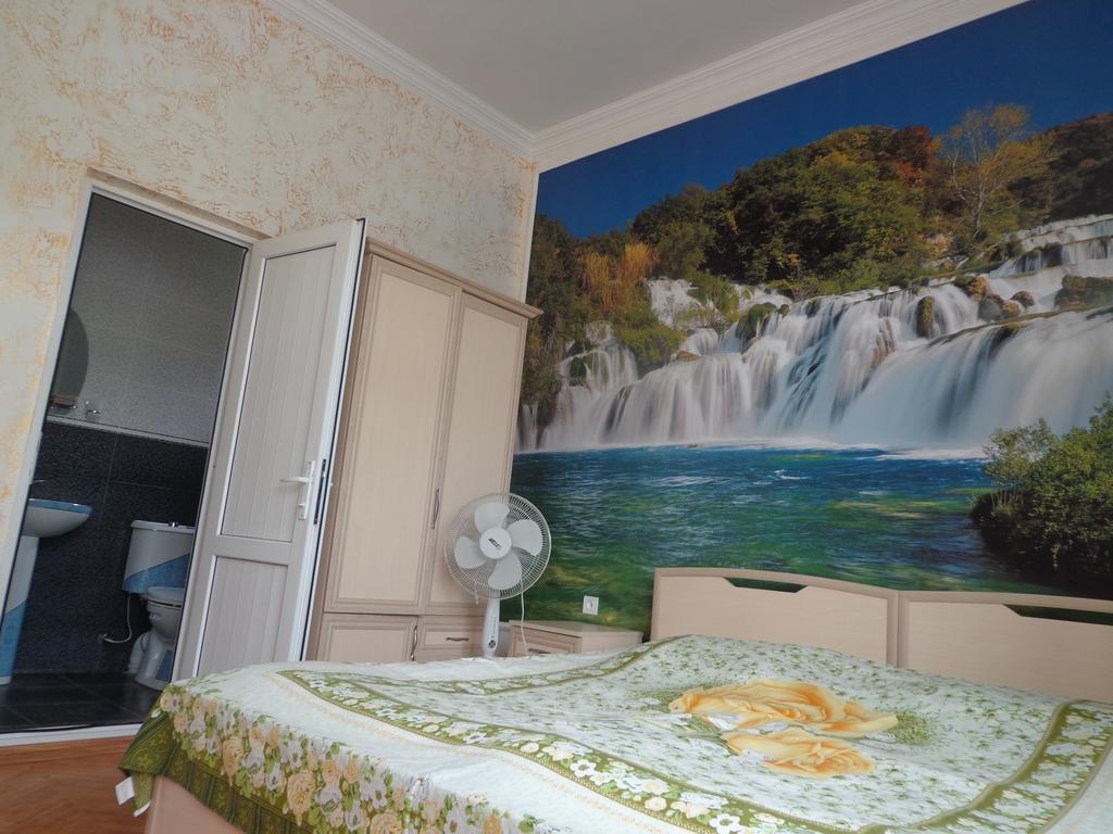 Guest House In Sarpi Exteriér fotografie